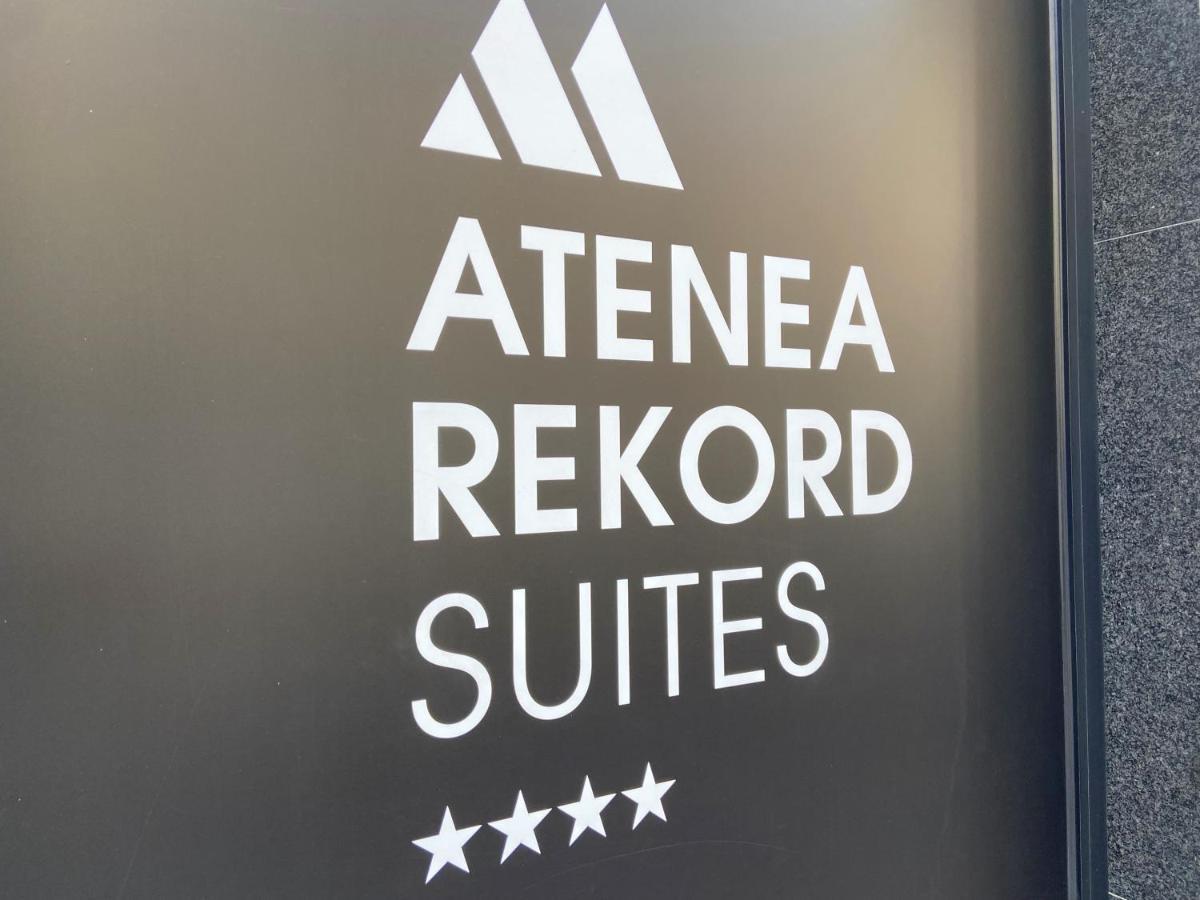 Atenea Rekord Suites Barcelona Bagian luar foto